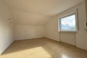 Wohnhaus mit vielen Zimmer und kleinem Grundstück zum Modernisieren in Laupheim-Untersulmetingen – Biberach (Kreis) – Vorschaubild 31