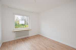 Pinneberg: Gemütliches 5-Zimmer-Reihenhaus + Studio im DG, mit Loggia, herrlichem Garten und Garage! – Pinneberg (Kreis) – Vorschaubild 8
