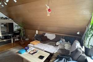 Charmante 4,5-Zimmer-DG-Wohnung mit großer Dachterrasse, Weitblick & Garage in Ulm – Weidachweg 81, 89081 Söflingen, Ulm – Vorschaubild 3