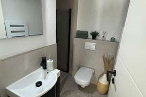 **Wunderschöne 2 Zimmer Wohnung mit großer Terrasse, EBK und PKW Stellplatz** – Langgasse 57, 88662 Überlingen – Vorschaubild 7