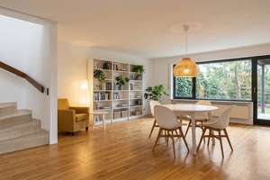 Reiheneckhaus in München / Einmalige Raumaufteilung / 5 Zimmer, Garten & viel Potenzial und TG-Platz – Die vollständige Adresse der Immobilie erhältst du vom Anbieter., 81673 Echarding, München – Vorschaubild 8