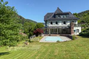 Unternehmer Villa in exponierter Sonnenlage von Calw – Die vollständige Adresse der Immobilie erhältst du vom Anbieter., 75365 Calw – Vorschaubild 1