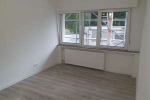 Sanierte 2-Zimmer-Erdgeschosswohnung mit einer Einzelgarage in Köln Niehl – Feldgärten Str 77, 50735 Niehl, Köln – Vorschaubild 7