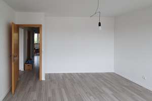 Stilvoll modernisiert: 4-Zimmer-Wohnung in Ludwigshafen – Van-Leyden-Straße 19, 67061 Süd, Ludwigshafen am Rhein – Vorschaubild 4