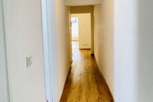 Bezugsfertige 2-Zimmer-Dachgeschosswohnung mit Gartenbenutzung ab sofort zu vermieten – Konrad-Broßwitz-Straße 25, 60487 Bockenheim, Frankfurt am Main – Vorschaubild 5