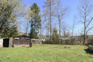 Für Tatkräftige: Gestaltbares EFH mit eingezäuntem Garten und Carport – Birkenfeld (Kreis) – Vorschaubild 14