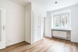 JETZT *Paul & Partner* ERSTBEZUG NACH SANIERUNG, TIEFGARAGENSTELLPLATZ & MÜNCHENS TOPLAGE! 162 – Die vollständige Adresse der Immobilie erhältst du vom Anbieter., 81677 Steinhausen, München – Vorschaubild 21