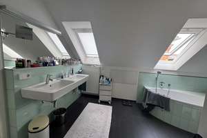 Hochwertige Maisonettewohnung mit 5 Zimmern und Balkon in Stuttgart West – Die vollständige Adresse der Immobilie erhältst du vom Anbieter., 70197 Rotebühl, Stuttgart – Vorschaubild 10