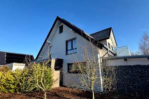 Exklusives Wohnen in der Natur – Einfamilienhaus in Leopoldshöhe! – Die vollständige Adresse der Immobilie erhältst du vom Anbieter., 33818 Leopoldshöhe – Vorschaubild 2