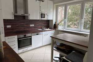 Von privat: 155m2 Wohnung in Othmarschen plus 55m2 Souterrain, 42m2 Doppelgarage und 600m2 Garten – Die vollständige Adresse der Immobilie erhältst du vom Anbieter., 22605 Othmarschen, Hamburg – Vorschaubild 4