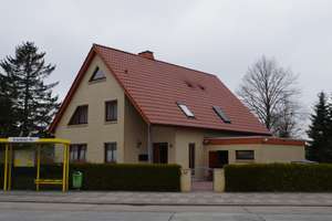 Geräumige 5-Zimmer Maisonette-Wohnung im 2. OG mit Balkon in Lehe
