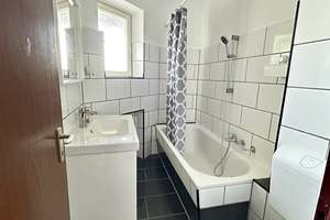 Ihre neue Wohnung ist da: im schönen Schweinau und kleine Dachterrasse wartet schon auf Sie – Die vollständige Adresse der Immobilie erhältst du vom Anbieter., 90441 Hohe Marter, Nürnberg – Vorschaubild 7