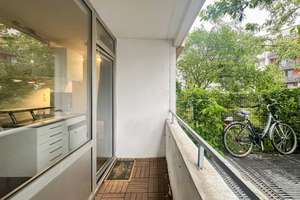 Bezugsfrei! Barrierearme Erdgeschosswohnung mit 2 Zimmern und Loggia in Köln-Ehrenfeld   – Die vollständige Adresse der Immobilie erhältst du vom Anbieter., 50825 Braunsfeld, Köln – Vorschaubild 4