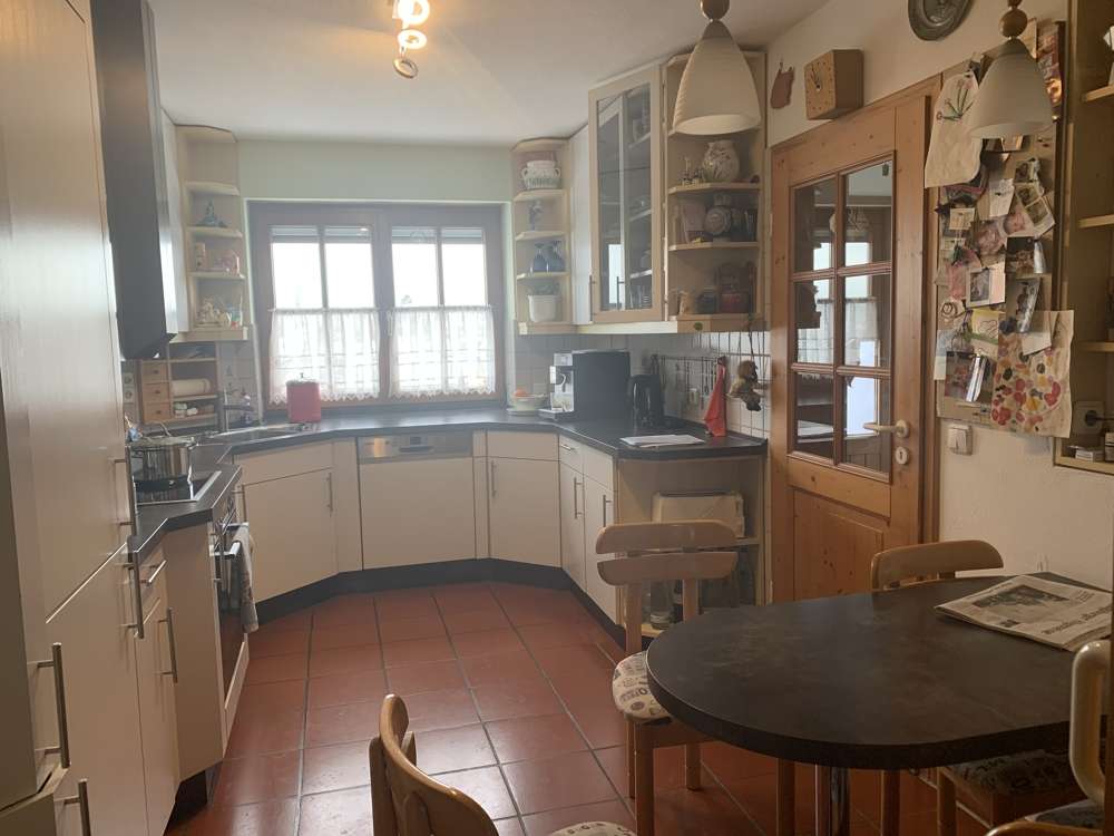 Immobilie in Diedorf - KNIPFER`S IMMOBILIENSCHÄTZE - TOP- Lage - DHH mit Anbau für Büro/Einliegerwohnung u. Außen-Whirlpool - Bild 9