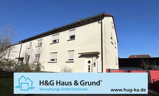 KA-Durlach! Gepflegtes Zweifamilienhaus mit Garten und Einzelgarage - EG Frei!
