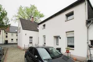 Gepflegtes 5-Zi.-Zuhause mit Garten inkl. Schuppen in Duisburg-Alt-Homberg – Die vollständige Adresse der Immobilie erhältst du vom Anbieter., 47198 Alt-Homberg, Duisburg – Vorschaubild 3