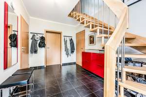 Modern single-family home with a pool, spa area, a 168 m² outbuilding, and access to the Nuthe River – Die vollständige Adresse der Immobilie erhältst du vom Anbieter., 14473 Südliche Innenstadt, Potsdam – Vorschaubild 4