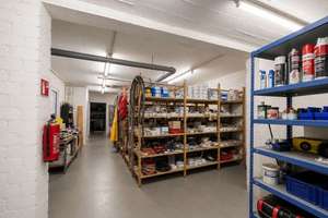 2 Einfamilienhäuser, Gewerbehalle und Baugrundstück – attraktive Kapitalanlage in Würselen – 52146 Würselen – Vorschaubild 14