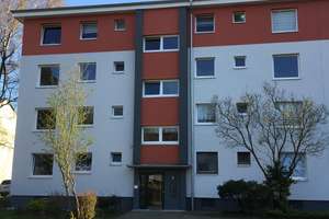 Helle, renovierte Wohnung im 3.Obergeschoss mit Balkon