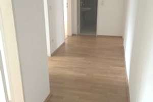 München an den Isarauen: freundliche 3-Zi.-Whg. mit 2 Loggien als Anlage  – Die vollständige Adresse der Immobilie erhältst du vom Anbieter., 81543 Siebenbrunn, München – Vorschaubild 5