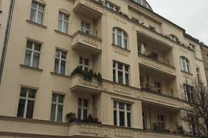 3 Zimmer Etagenwohnung im ruhigen HH Seitenflügel
