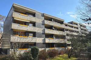 Toller Grundriss! 3 Zimmer Wohnung mit Tiefgaragenstellplatz und West-Loggia in Farmsen-Berne