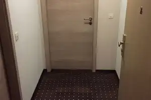 Provisionsfrei & freiwerdend: Exklusive 1,5-Zi-Wohnung mit großer Loggia in BESTLAGE – Schlüterstr. 6, 90480 Nürnberg – Vorschaubild 9