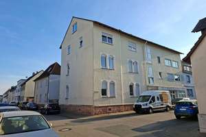 Solides Mehrparteienhaus mit Gewerbeeinheit - gepflegter Bestand, sichere Mieteinnahmen – Die vollständige Adresse der Immobilie erhältst du vom Anbieter., 65474 Bischofsheim – Vorschaubild 1