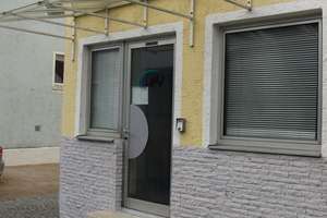 „Renditestark investieren: Modernisiertes Wohn- und Geschäftshaus mit Entwicklungspotenzial im Herze – Die vollständige Adresse der Immobilie erhältst du vom Anbieter., 92421 Schwandorf – Vorschaubild 2