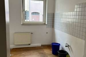 Freundliche 3-Zimmer-HochparWohnung mit Balkon in Nürnberg-Johannis – ideal für 2er-WG! – Sandratstr 29, 90419 St. Johannis, Nürnberg – Vorschaubild 23