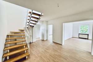 AS IMMOBILIEN: Repräsentative 3-Familien-Villa | Großzügiges Wohnen in bester Lage - Niederwalluf – Die vollständige Adresse der Immobilie erhältst du vom Anbieter., 65396 Walluf – Vorschaubild 7