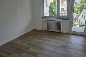 *RHEINNÄHE* SANIERTE, HELLE UND GUT AUFGETEILTE 3 ZIMMERWOHNUNG IM 1. OG MIT BALKON – Windmühlenstrasse 162, 51063 Mülheim (Ortsteil), Köln – Vorschaubild 26