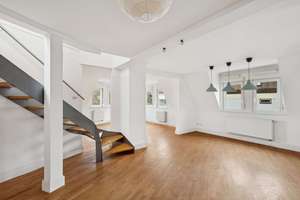 Exklusive Dachgeschoss-Wohnung in Stuttgart-Ost – Die vollständige Adresse der Immobilie erhältst du vom Anbieter., 70184 Gablenberg, Stuttgart – Vorschaubild 2