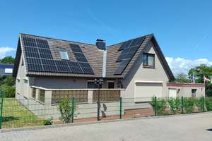 Schönes Einfamilienhaus mit Einliegerwohnung in guter und sehr ruhiger Lage – Die vollständige Adresse der Immobilie erhältst du vom Anbieter., 25746 Wesseln – Vorschaubild 2