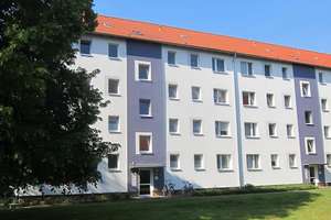 Naabstr. 22, 1 R - 3 Zimmer Wohnung mit Tageslichtbad und Loggia. Anmietung nur mit WBS möglich!! – Naabstr. 22, 38120 Weststadt, Braunschweig – Vorschaubild 2