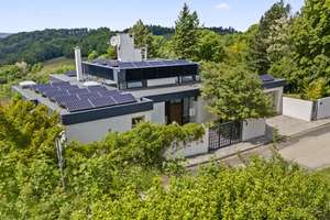 Alleinlage mit Panoramablick! Luxuriöse Architektenvilla mit Schwimmhalle und 7.847 m² Grundstück – Die vollständige Adresse der Immobilie erhältst du vom Anbieter., 91338 Igensdorf – Vorschaubild 4