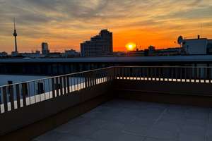 TOP * 3 Zimmer Penthouse * Terrasse Süd-/West * Einbauküche * Einbauschränke * TG SP – Landsberger Allee 28,28A-28C, 10249 Friedrichshain, Berlin – Vorschaubild 3