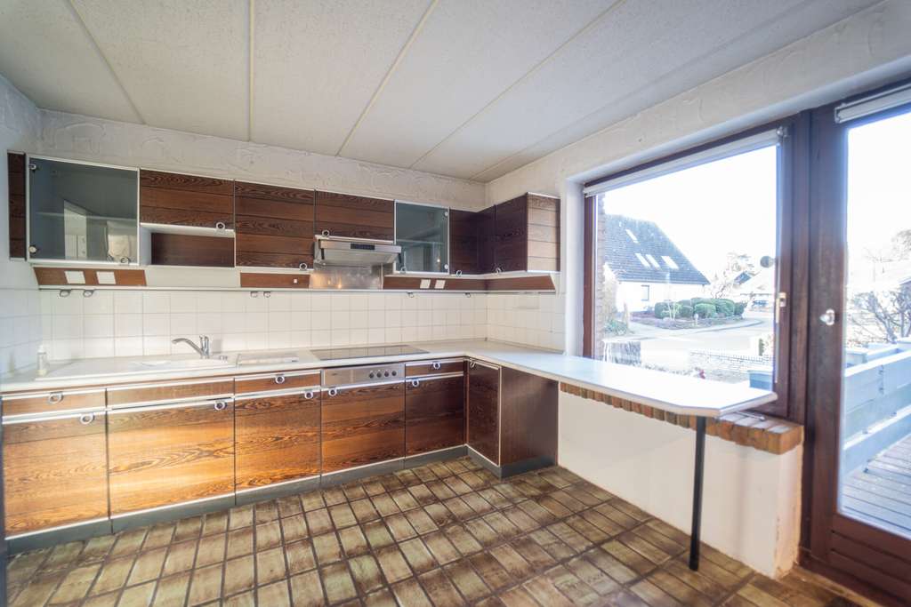 Immobilie in Ratekau - Großzügiges Architektenhaus direkt am Waldrand in ruhiger Lage! - Bild 3