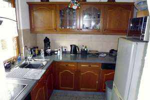 Gepflegtes 5-Zi-Einfamilienhaus mit schönem Garten, Garage und guter Verkehrsanbindung – Die vollständige Adresse der Immobilie erhältst du vom Anbieter., 56759 Eppenberg – Vorschaubild 3