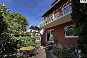 Bonn-Beuel: Dreifamilienhaus mit Garten, Garagen und sofort vermietbarer EG-Wohnung – Die vollständige Adresse der Immobilie erhältst du vom Anbieter., 53225 Limperich, Bonn – Vorschaubild 3