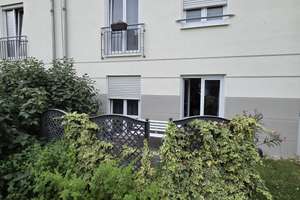 3-Raumwohnung mit Balkon und Terrasse ideal für Eigennutzer. – Geraer Str. 8, 4177 Altlindenau, Leipzig – Vorschaubild 2