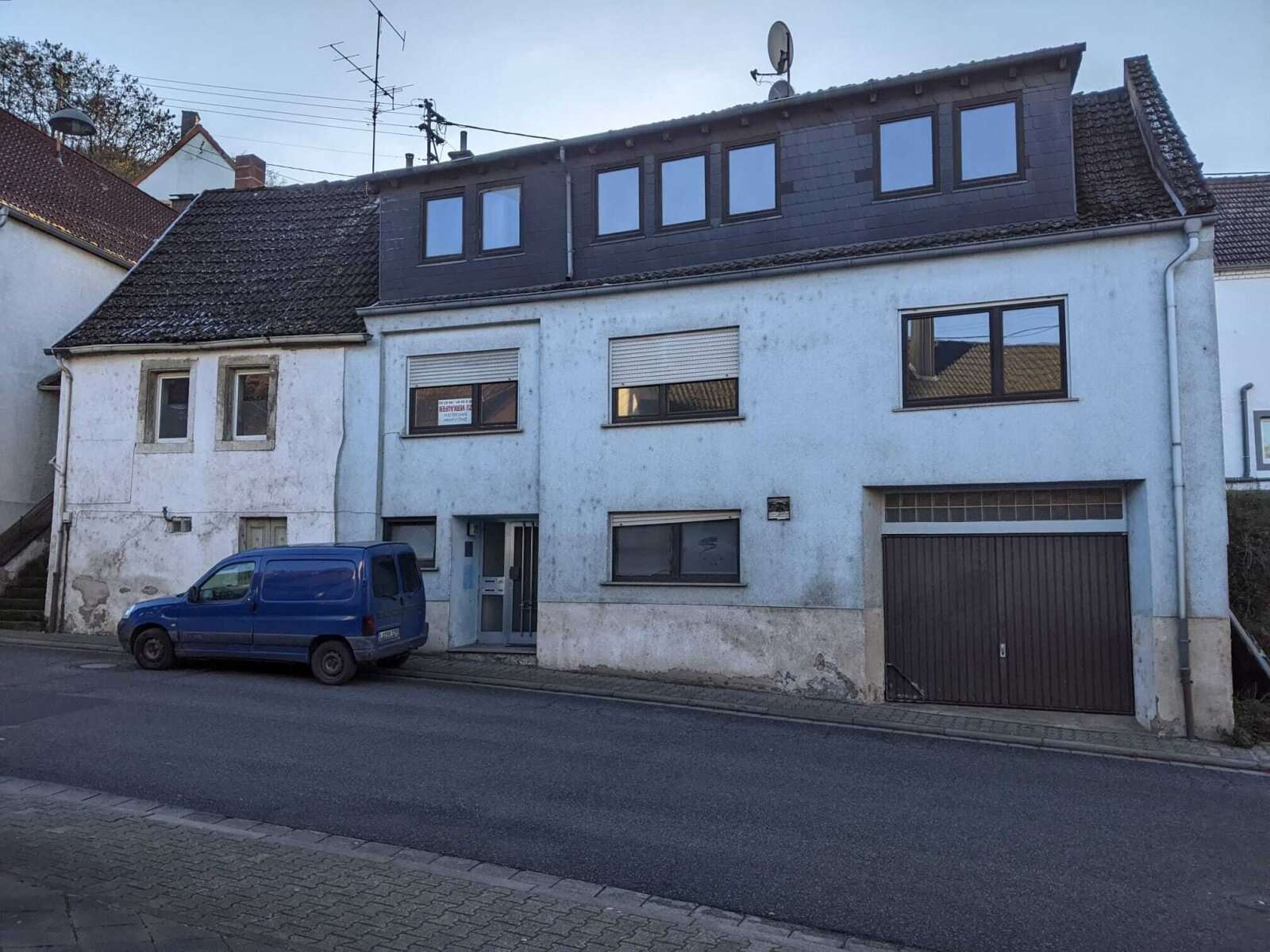 Ein bis Zwei Familien Haus mit Garage, Kusel Kreis – Bild 1