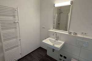 Moderne 2- Zimmer Dachgeschosswohnung nach DG-Ausbau *nur schriftl. Anfragen* – Iltisstrasse 5, 24143 Gaarden-Ost, Kiel – Vorschaubild 5