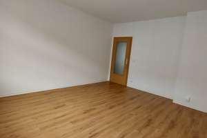 2-Raum Wohnung in Lage zentraler Lage mit Einbauküche – Bernsdorfer Straße 77, 9126 Bernsdorf, Chemnitz – Vorschaubild 12