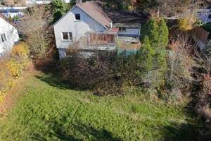 Freistehendes Einfamilienhaus mit großem Garten und Pool – Kapellenbergstraße 44, 71120 Grafenau – Vorschaubild 2