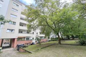 bezugsfreie Wohnung Nähe Kurfürstendamm, hochwertige Ausstattung mit Fahrstuhl und Balkon 
 – Die vollständige Adresse der Immobilie erhältst du vom Anbieter., 10707 Wilmersdorf, Berlin – Vorschaubild 2