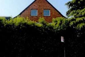 +++Zwangsversteigerung: Einfamilienhaus mit zwei Garagen in Grevenbroich+++ – Die vollständige Adresse der Immobilie erhältst du vom Anbieter., 41515 Grevenbroich – Vorschaubild 3