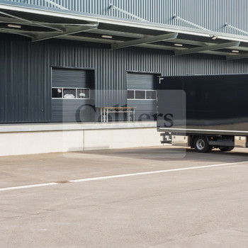 Lagerhalle in Köln-Rodenkirchen | Rampe | ebenerdig | 8 m UKB