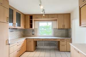 Über den Dächern von Sonnenberg!
Freistehendes Haus mit viel Platz in Wiesbadens Top Wohnlage! – Die vollständige Adresse der Immobilie erhältst du vom Anbieter., 65193 Sonnenberg, Wiesbaden – Vorschaubild 14