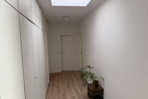 WG-Zimmer mit eigenem Bad in schwuler Pfarrhaus-WG